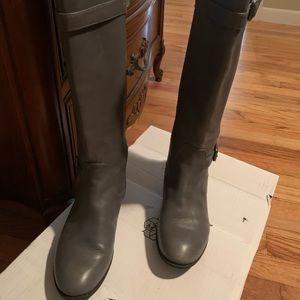 Women’s heeled boots